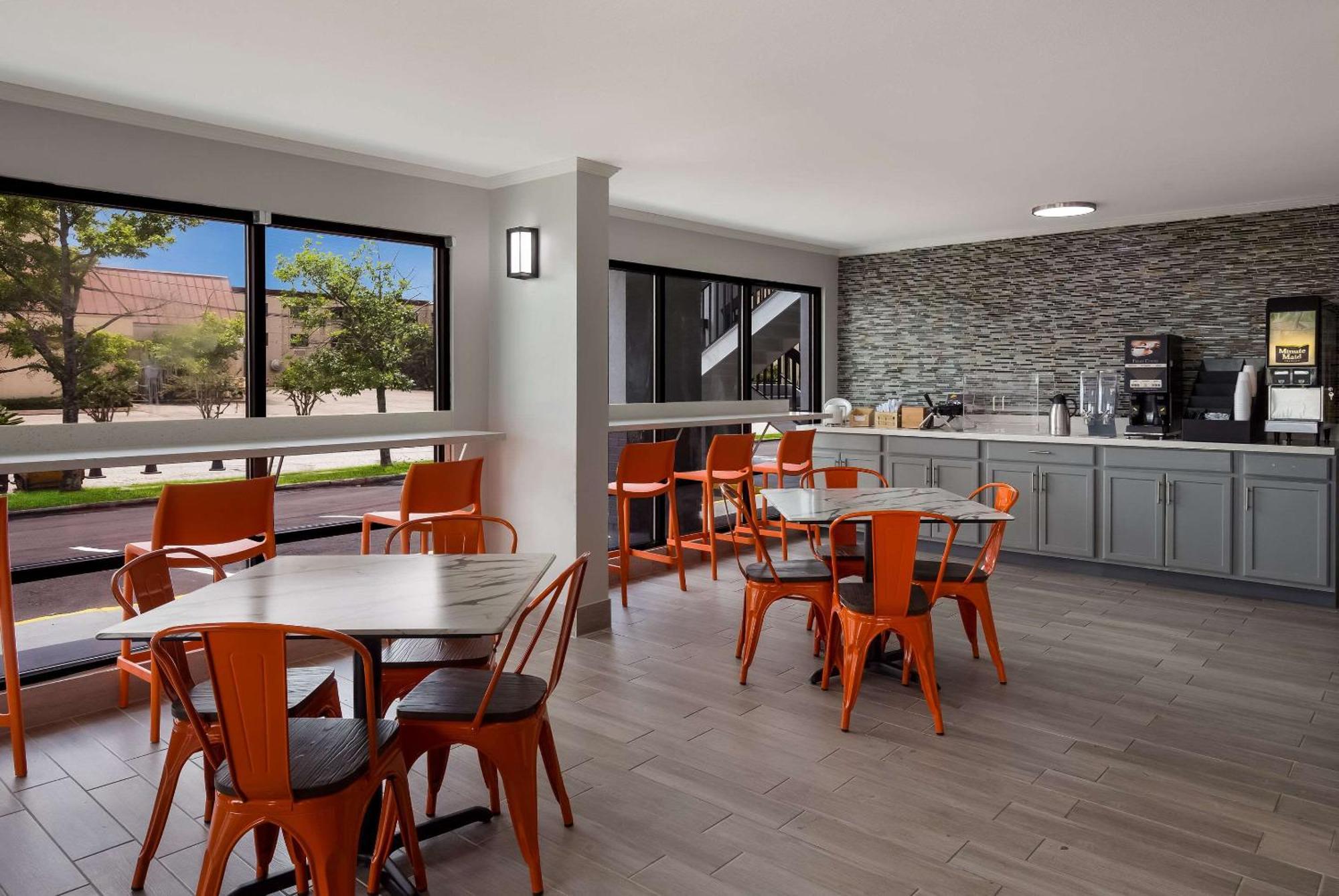 Econo Lodge Mobile Luaran gambar